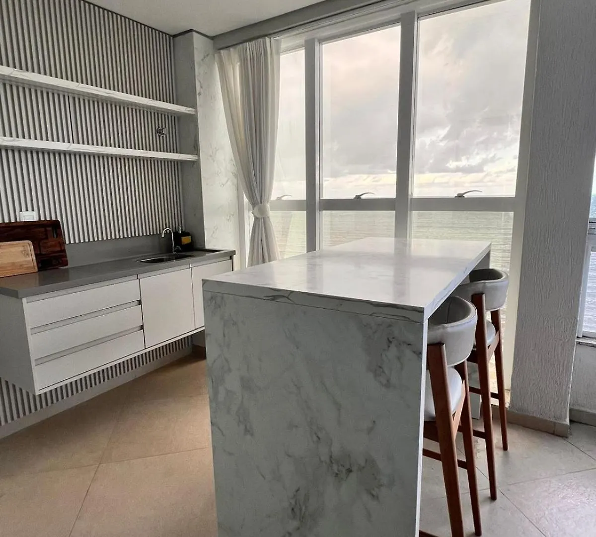 Itapema Sea Front Apartment Brazília